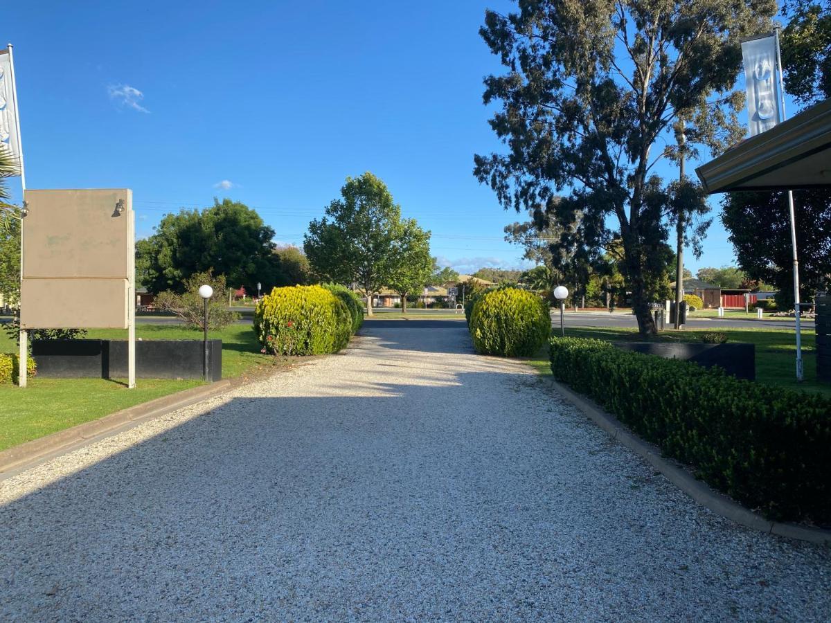 Motel Wingrove Corowa Kültér fotó